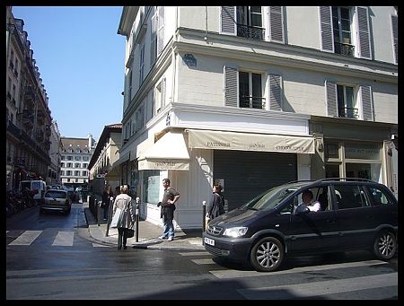 P2420775
