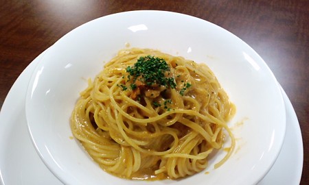 うにクリームパスタリストランテ アルポルト