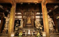 東大寺法華堂