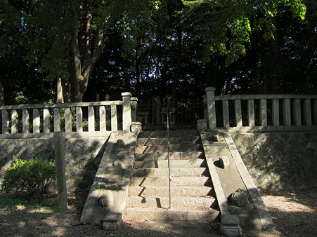 小野妹子の墓 - 3