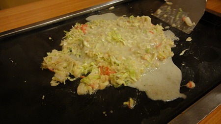 もんじゃ焼き中